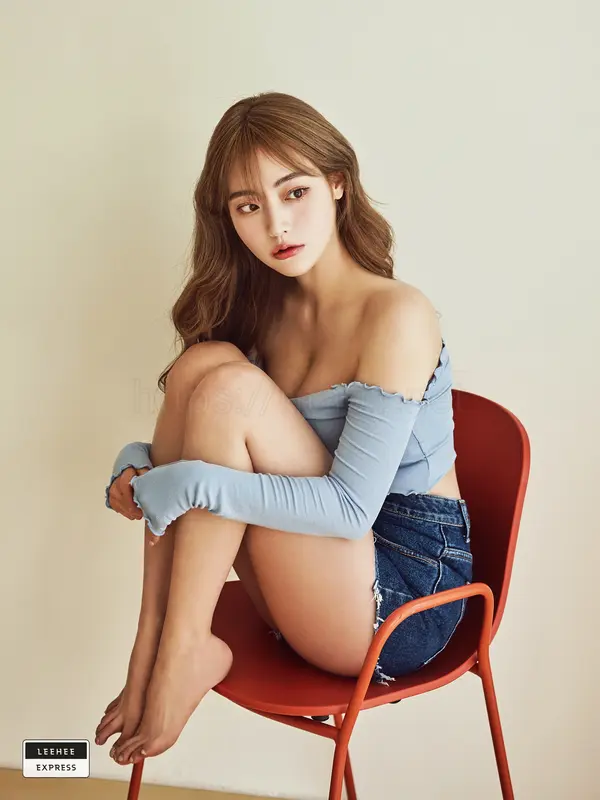LeeheeExpress – NO.222 LEND-005 - J.A 14