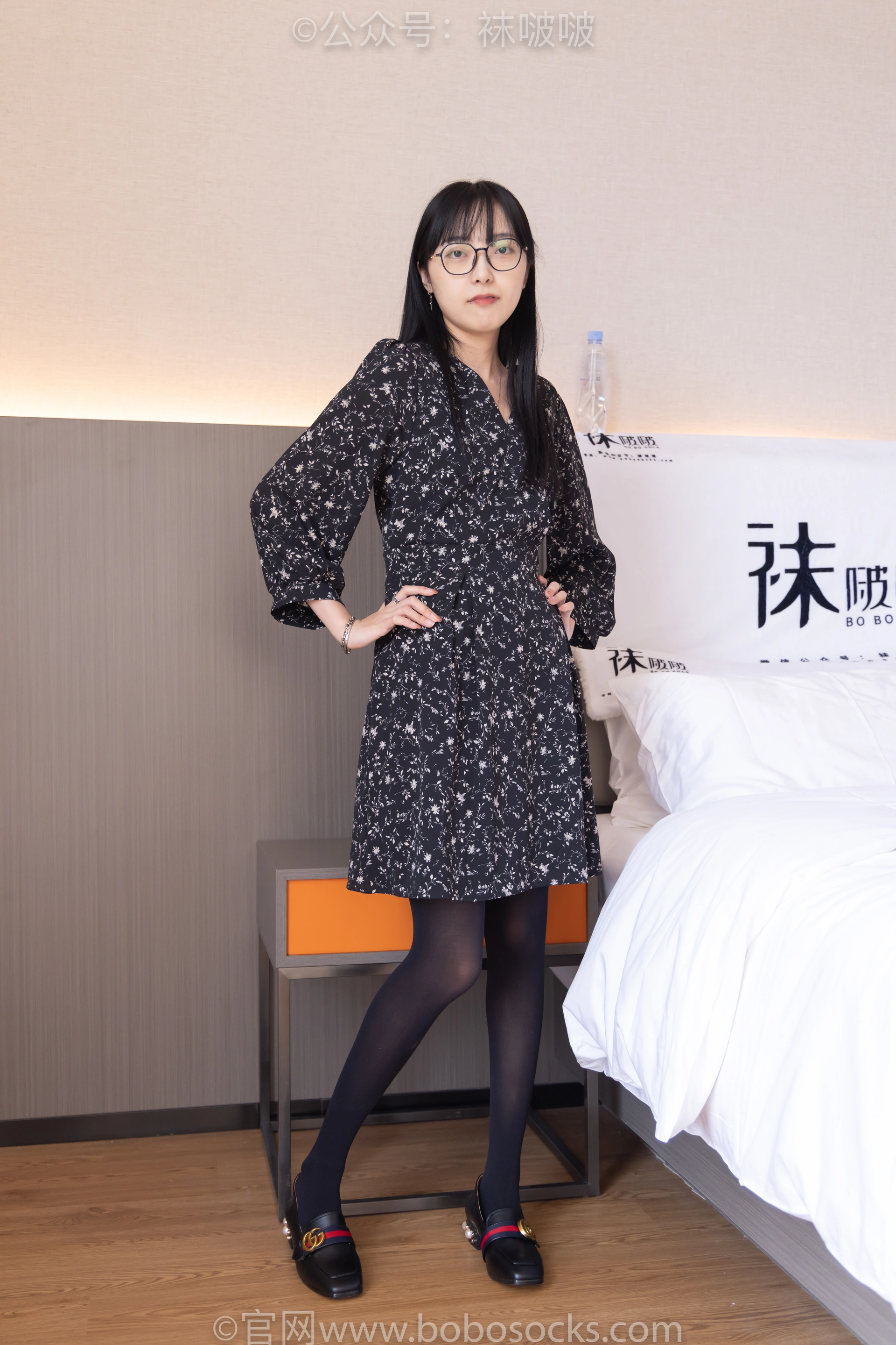 [BoBoSocks袜啵啵]NO.064 稚予-平底鞋、厚黑丝 1